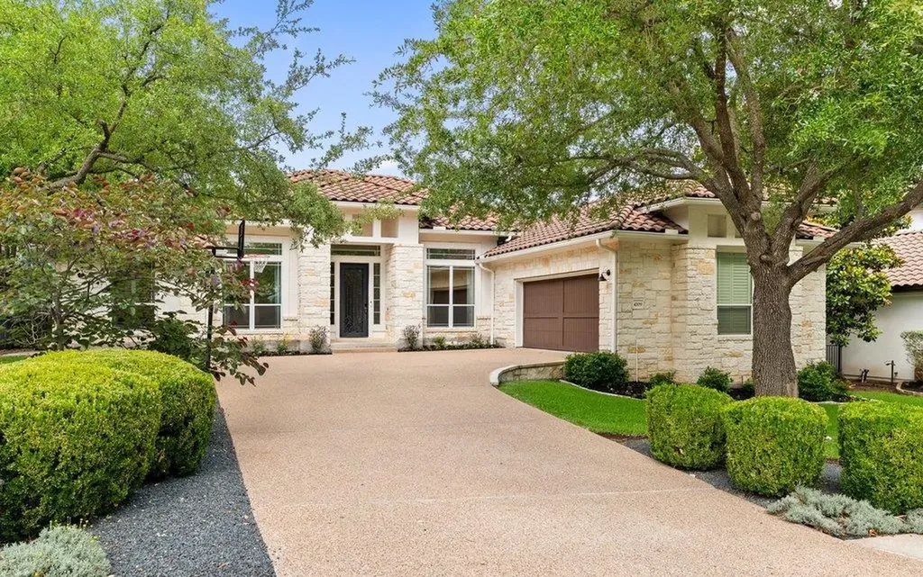 4709 Snake Eagle Cove Austin TX 78738
