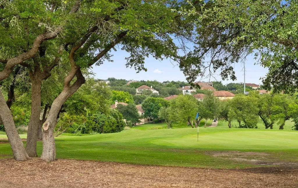 4709 Snake Eagle Cove Austin TX 78738