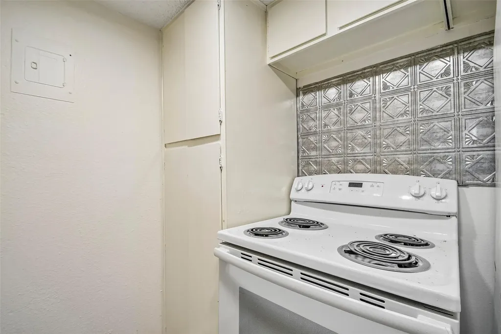 2413 Leon Street Austin TX 78705