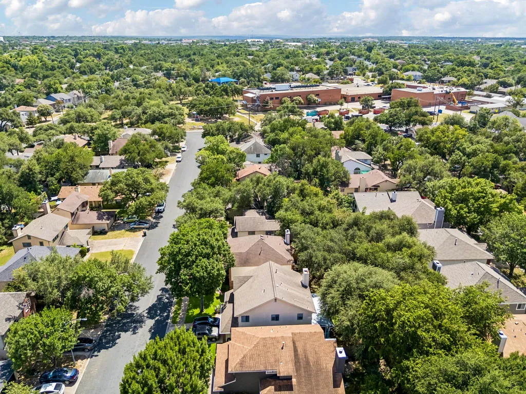 12812 Steeple Chase Drive Austin TX 78729