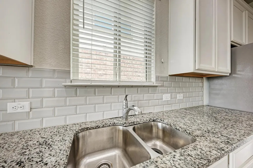 11809 Eragon Drive Austin TX 78754