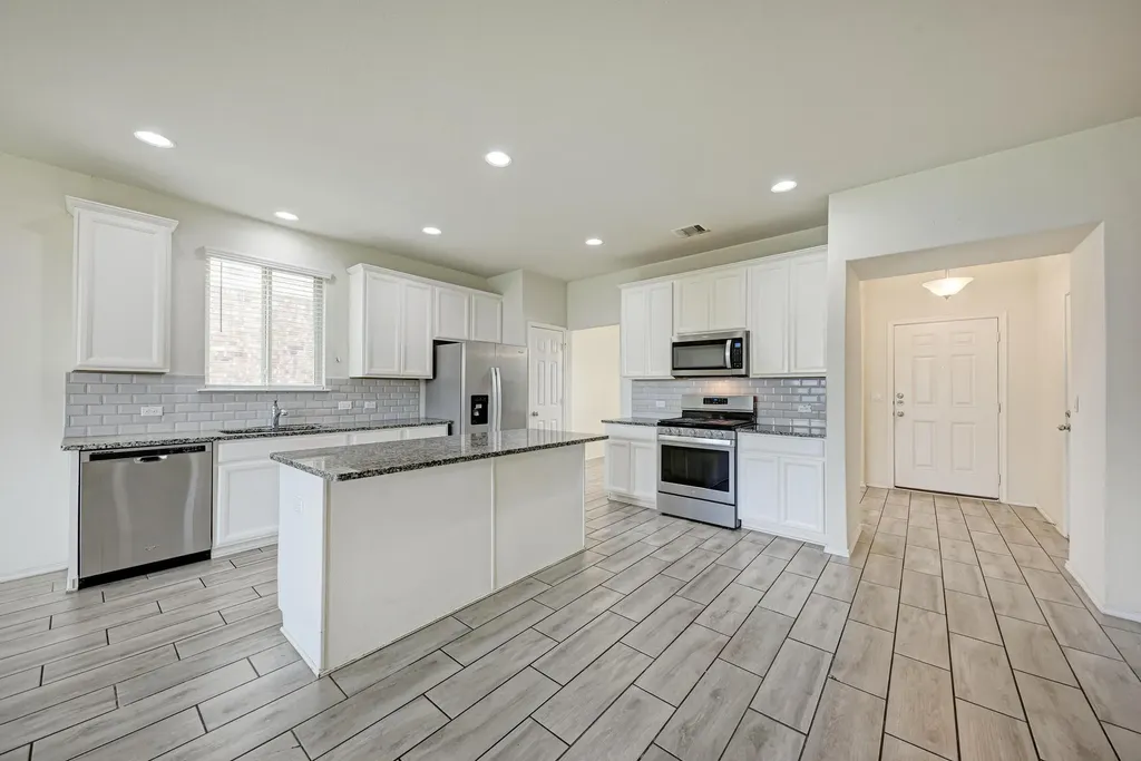 11809 Eragon Drive Austin TX 78754