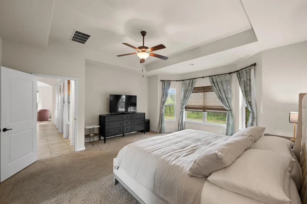 5025 Pyrenees Pass Bee Cave TX 78738
