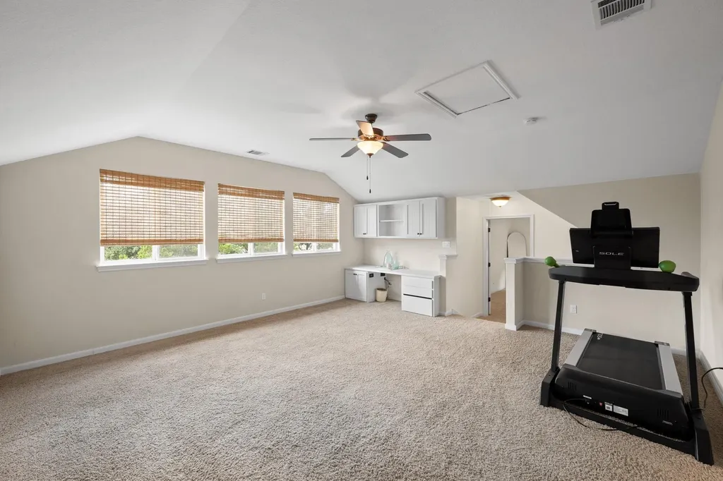 5025 Pyrenees Pass Bee Cave TX 78738