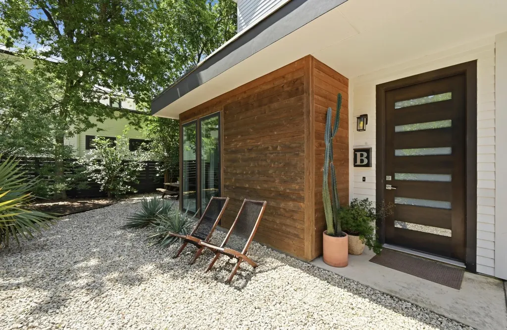 1523 Piedmont Avenue Austin TX 78757
