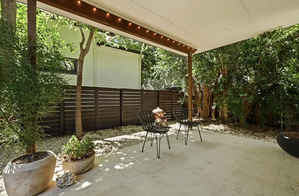 1523 Piedmont Avenue Austin TX 78757