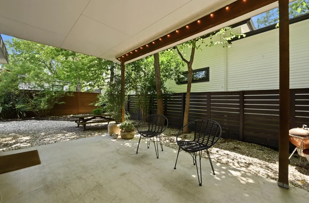 1523 Piedmont Avenue Austin TX 78757