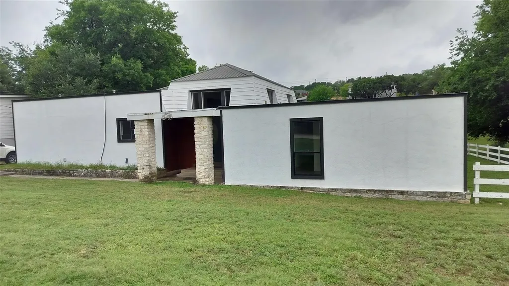20707 Greenpark Drive Lago Vista TX 78645