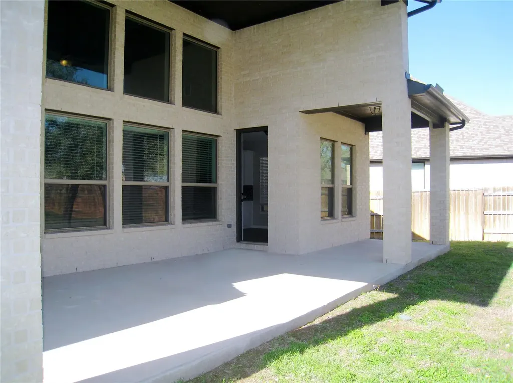 590 Painted Creek Way Kyle TX 78640
