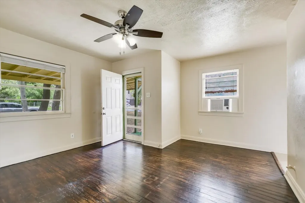 4714 & 4716 Harmon Avenue Austin TX 78751