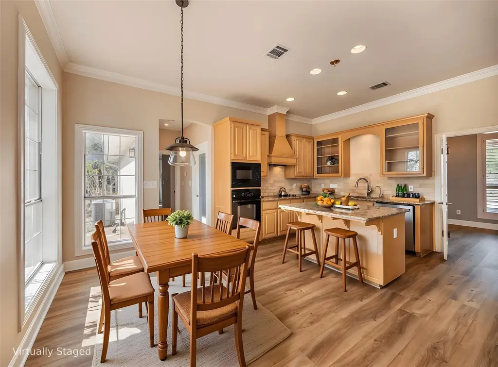 117 Vista Oaks Drive Dripping Springs TX 78620