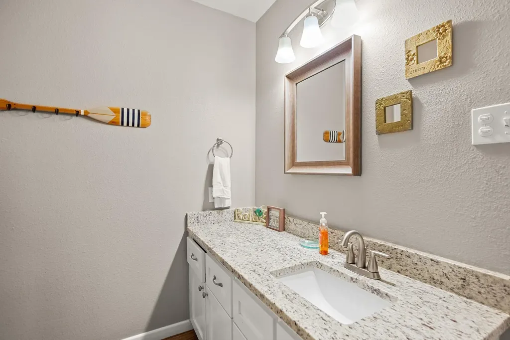 508 Riverside Drive Kingsland TX 78639