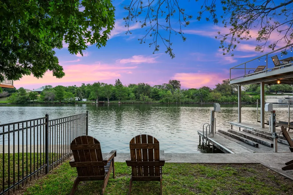 508 Riverside Drive Kingsland TX 78639