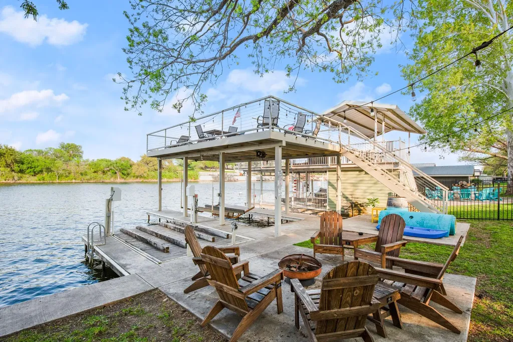 508 Riverside Drive Kingsland TX 78639