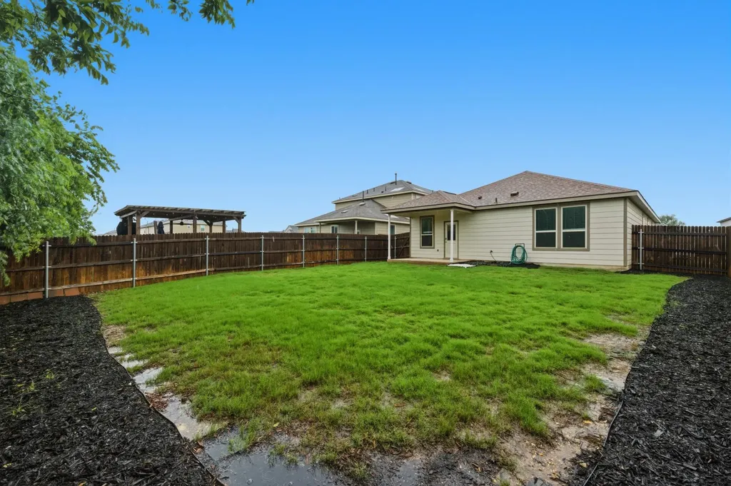 2124 Cliffbrake Way Georgetown TX 78626