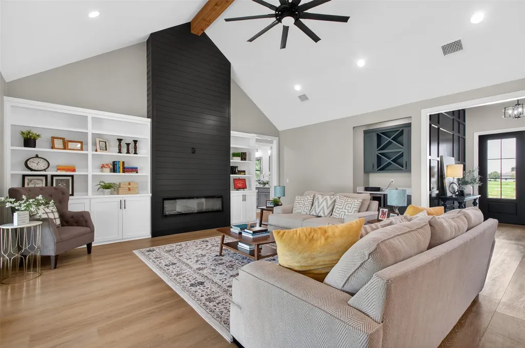 103 Still Meadow Drive Kingsland TX 78639