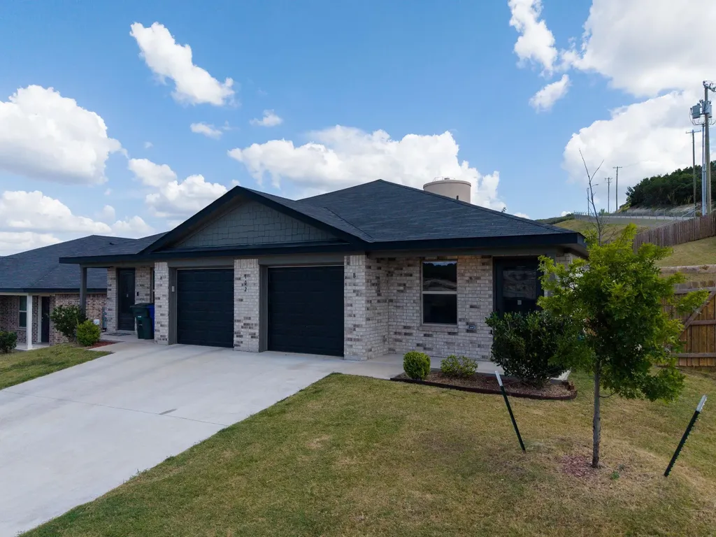 102 Lost Trail Copperas Cove TX 76522