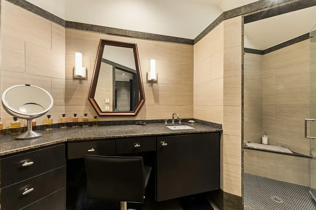 4005 Enclave Mesa Circle Austin TX 78731