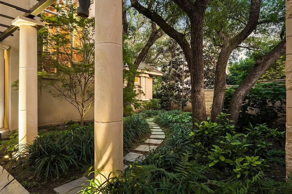 4005 Enclave Mesa Circle Austin TX 78731