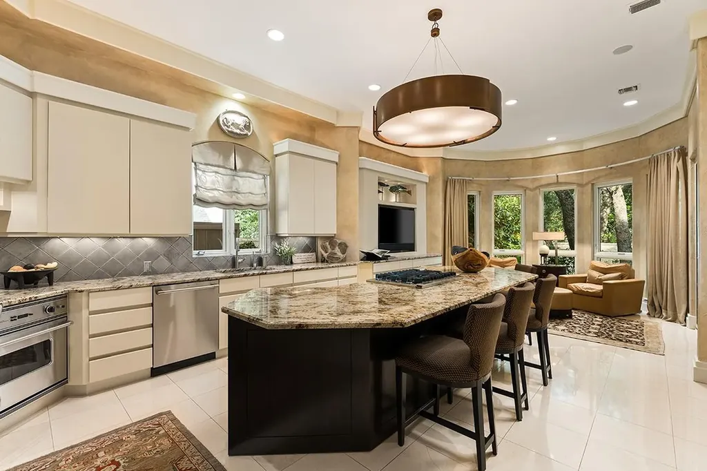 4005 Enclave Mesa Circle Austin TX 78731