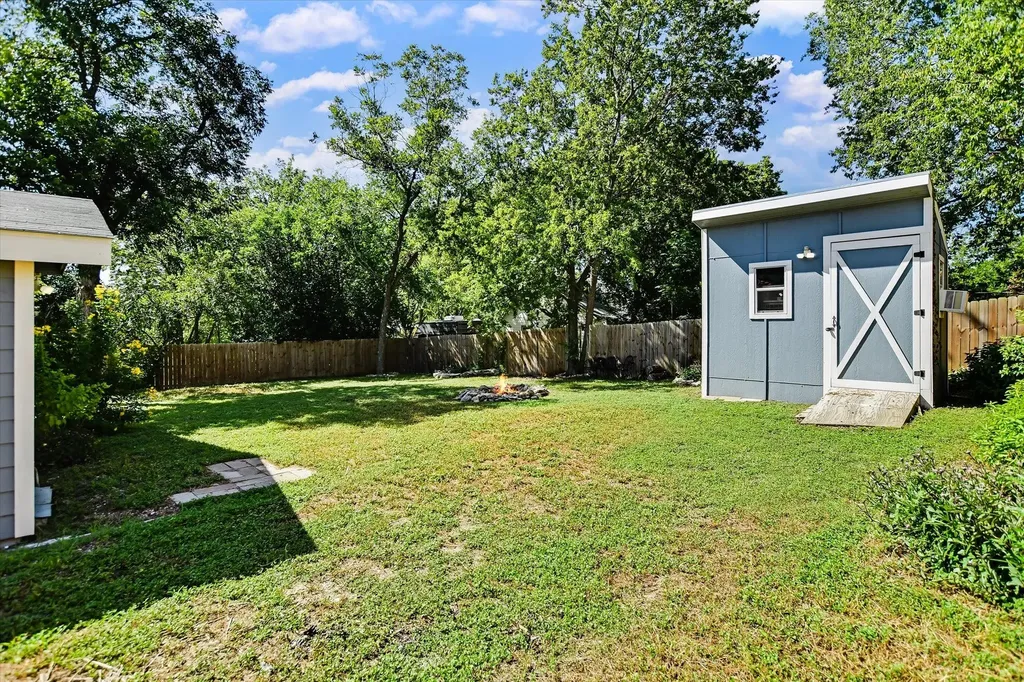 103 E Hoopes Avenue Pflugerville TX 78660