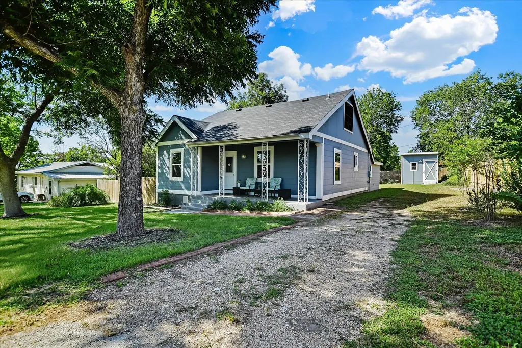 103 E Hoopes Avenue Pflugerville TX 78660