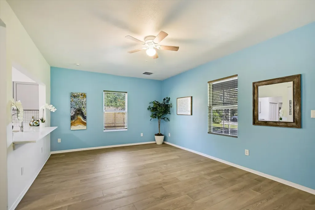103 E Hoopes Avenue Pflugerville TX 78660