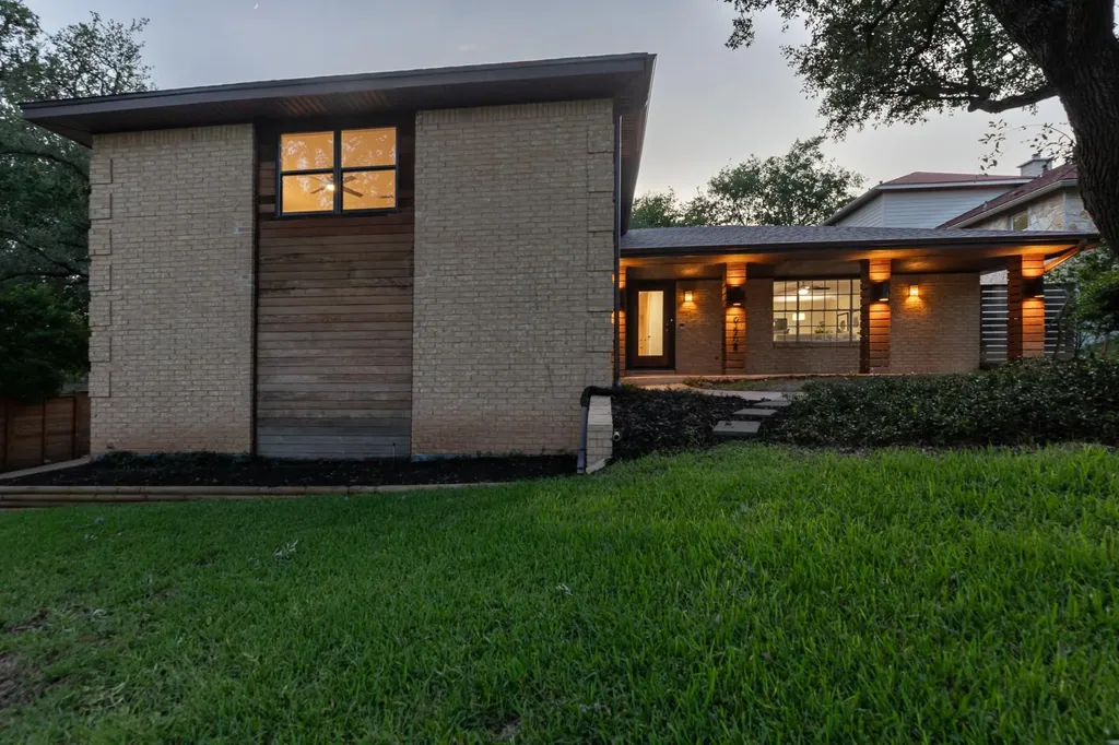 9404 Springwood Drive Austin TX 78750