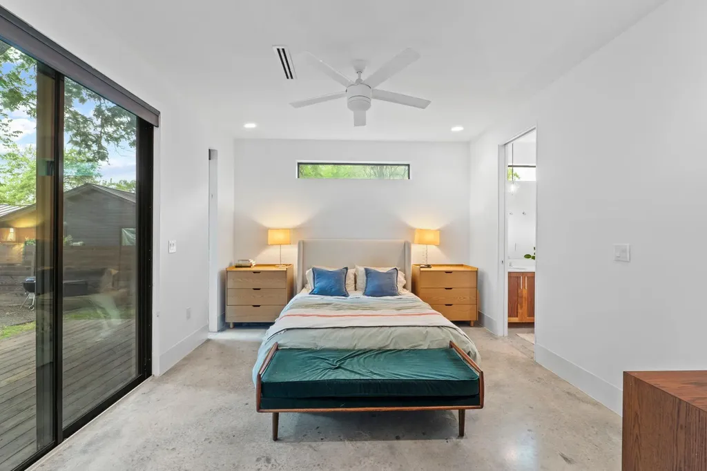 900 Karen Avenue Austin TX 78757