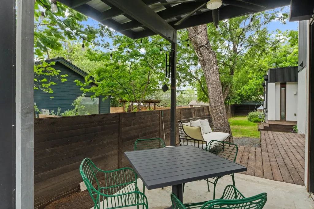 900 Karen Avenue Austin TX 78757