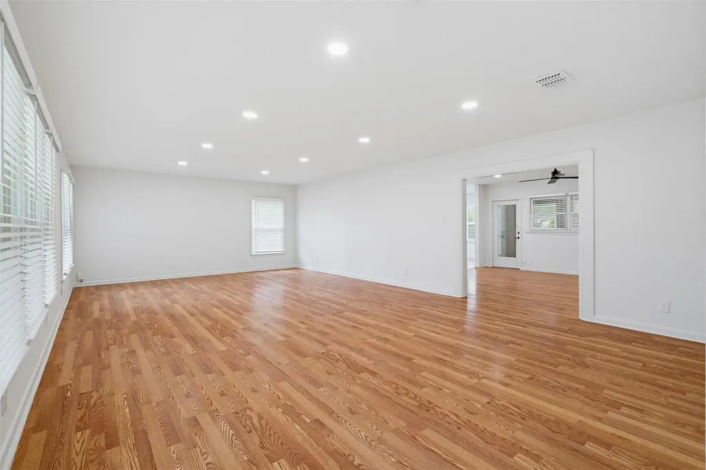 6010 Dunbury Drive Austin TX 78723