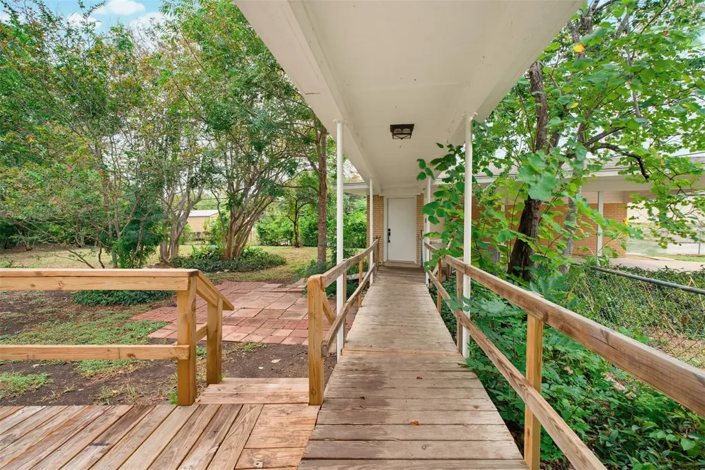 6010 Dunbury Drive Austin TX 78723