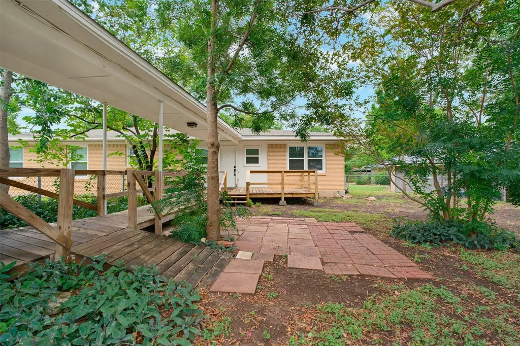 6010 Dunbury Drive Austin TX 78723