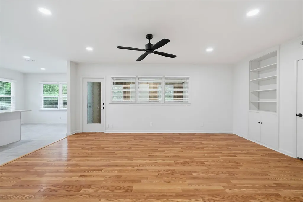 6010 Dunbury Drive Austin TX 78723