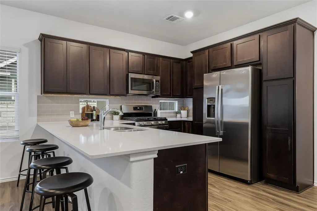 1337 Weatherford Lane Leander TX 78641