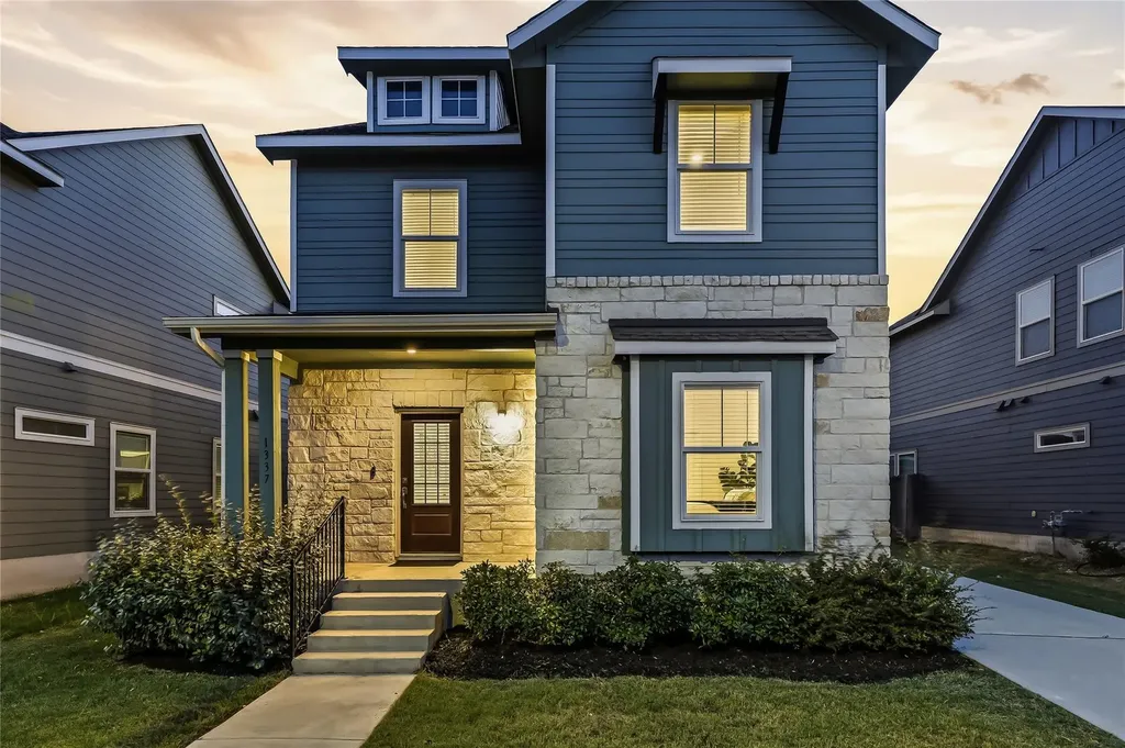 1337 Weatherford Lane Leander TX 78641