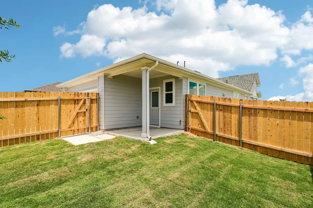 191 Glocken Lane Kyle TX 78640