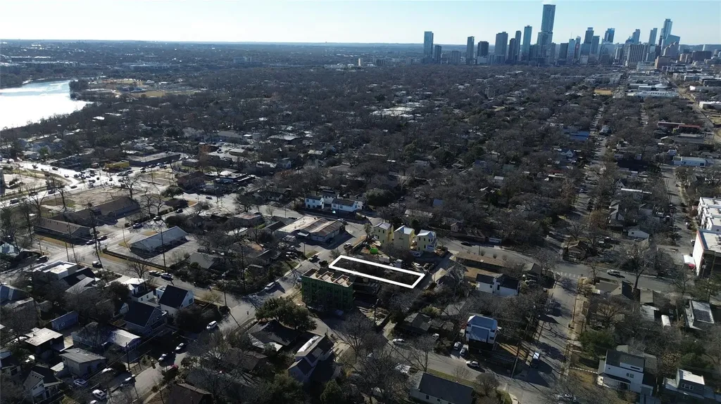 2806 E 3rd Street Austin TX 78702