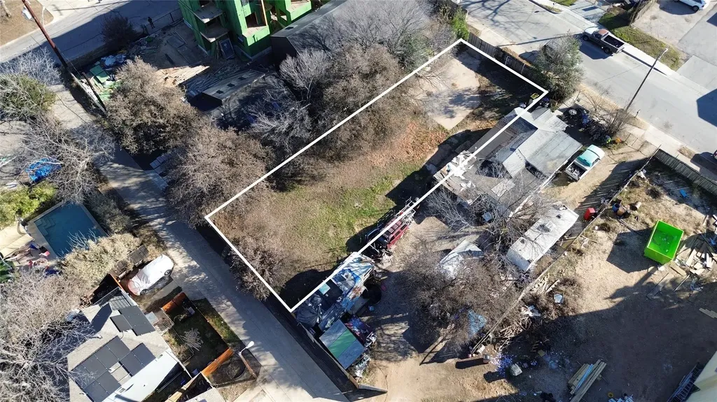 2806 E 3rd Street Austin TX 78702