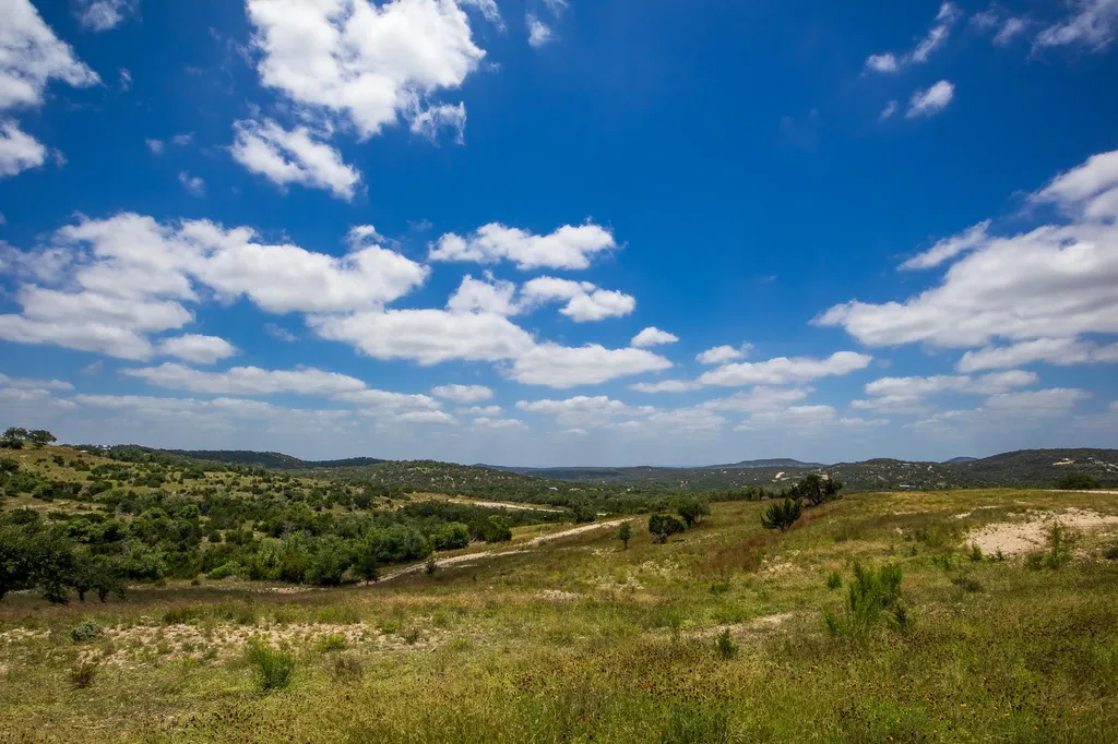 Lot 168 E Starview Cove Blanco TX 78606