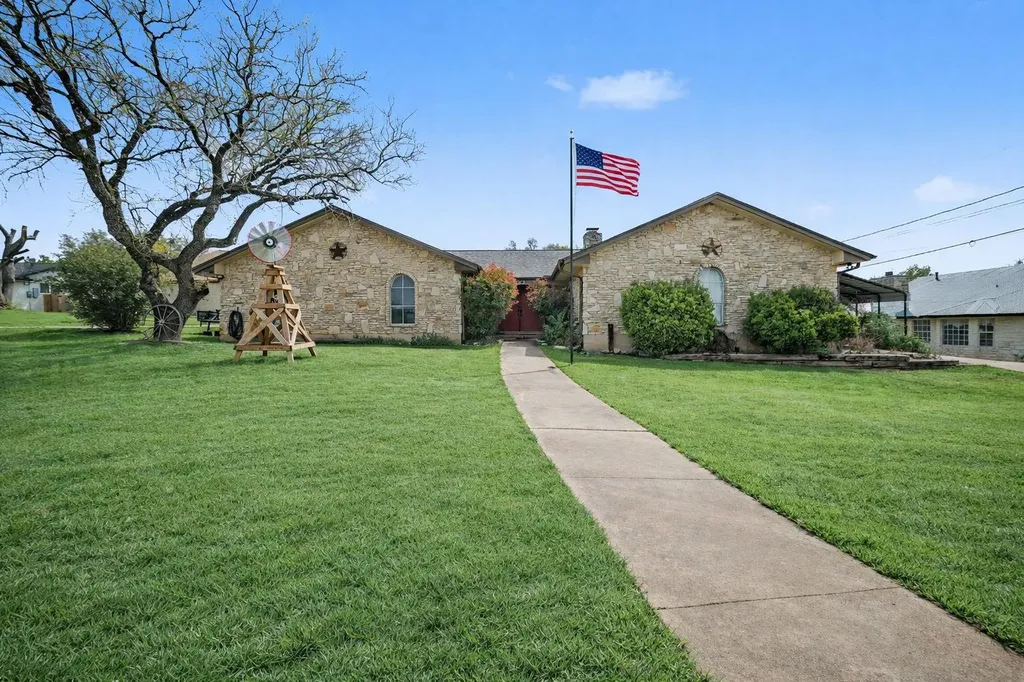 103 Oak Ridge Circle Georgetown TX 78628