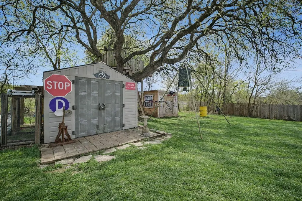 103 Oak Ridge Circle Georgetown TX 78628