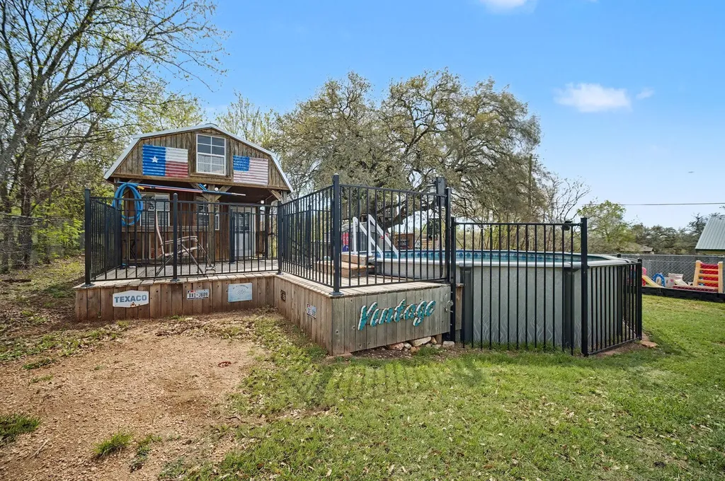 103 Oak Ridge Circle Georgetown TX 78628