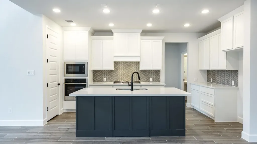 728 Lariat Loop Liberty Hill TX 78642