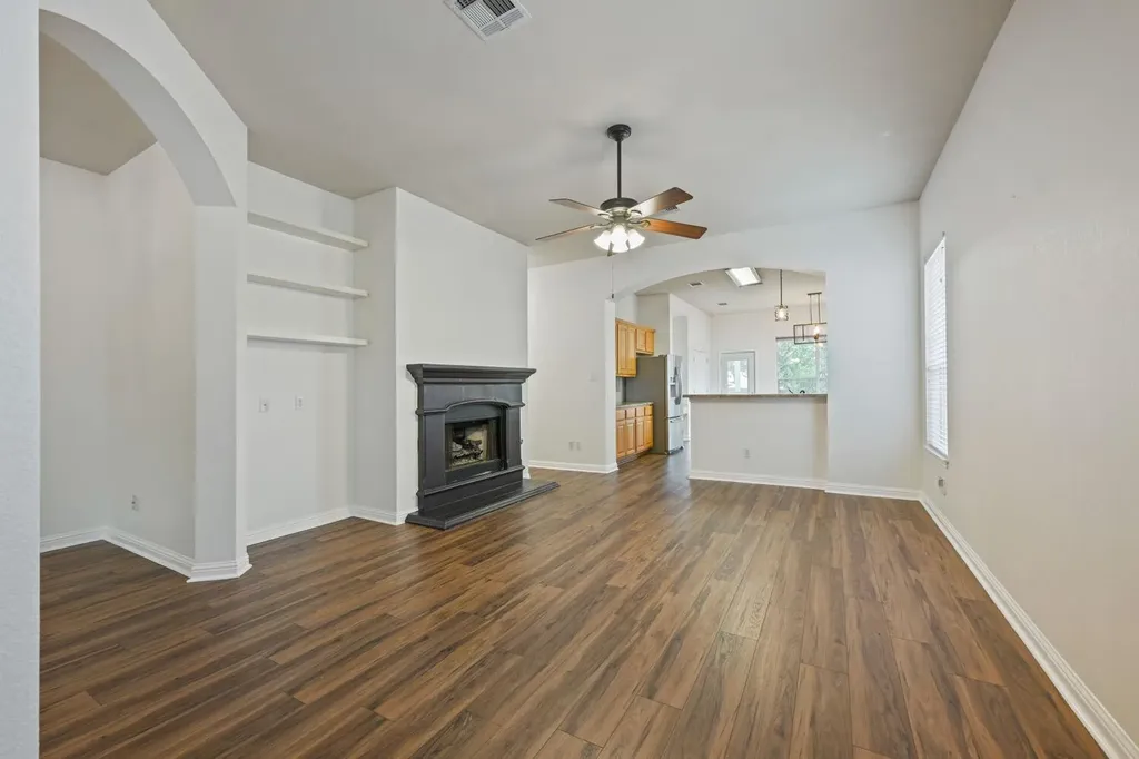 10013 Isle Royale Way Austin TX 78747
