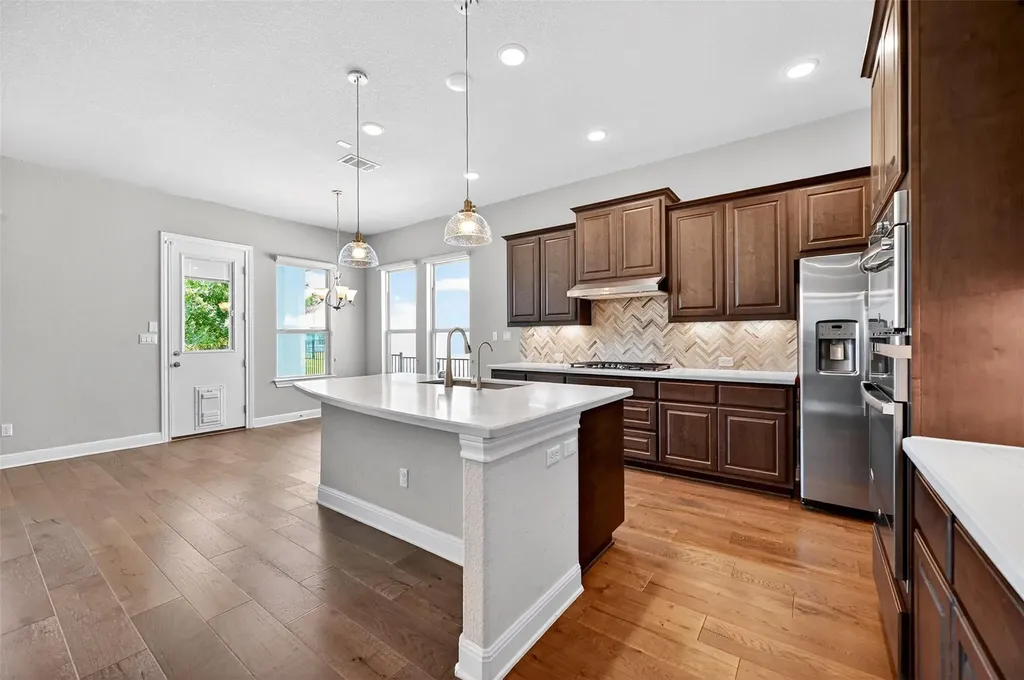 1201 Positano Pass Leander TX 78641