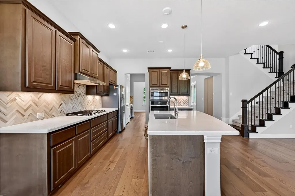 1201 Positano Pass Leander TX 78641