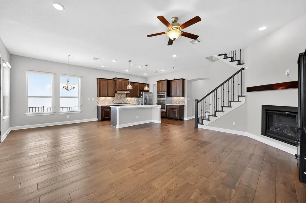 1201 Positano Pass Leander TX 78641