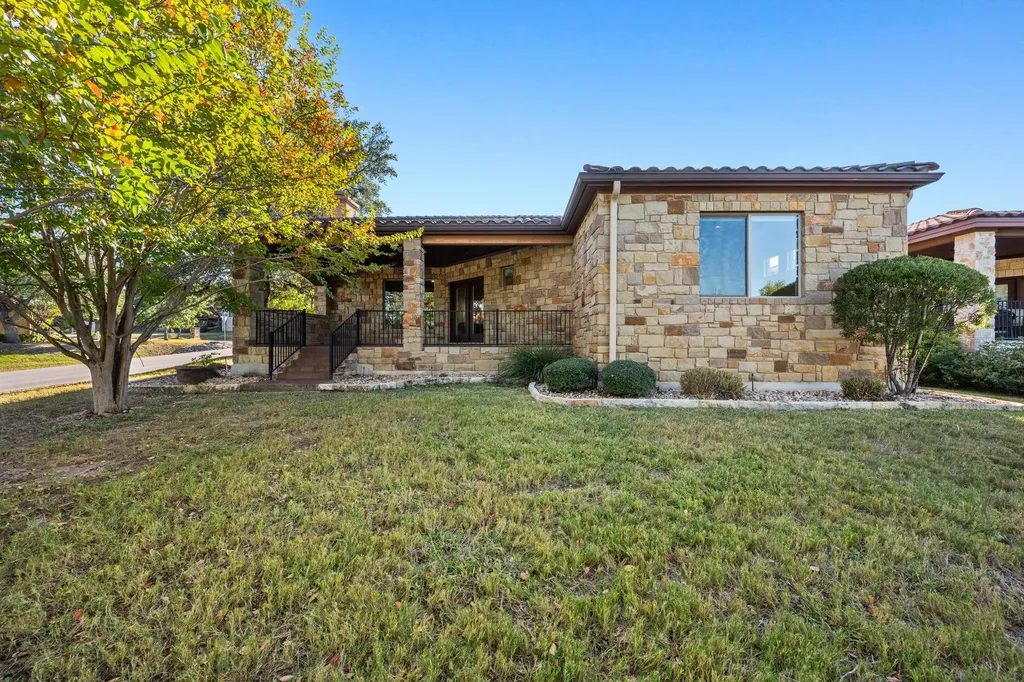 102 Cedar Glen Cove Austin TX 78734