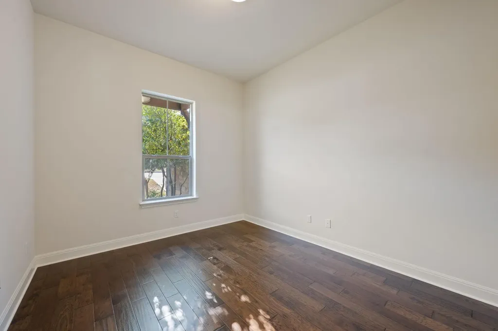 102 Cedar Glen Cove Austin TX 78734